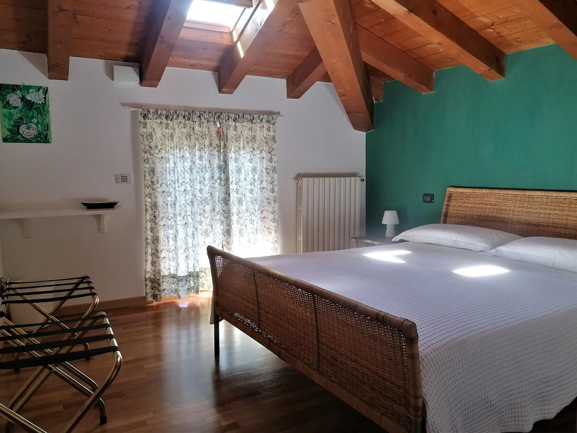 Quadrisfera Apartment Paratico Bagian luar foto
